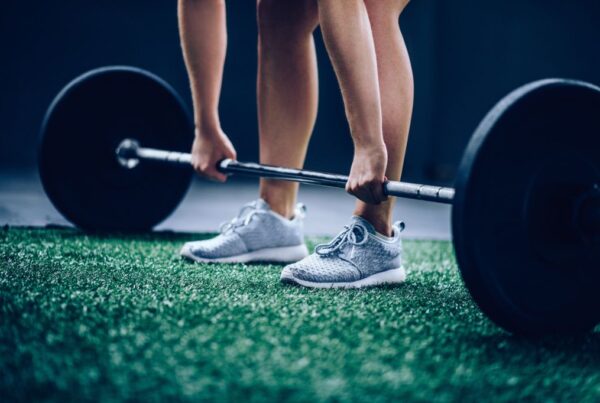 how-to-choose-the-best-weightlifting-shoes-to-prevent-injury