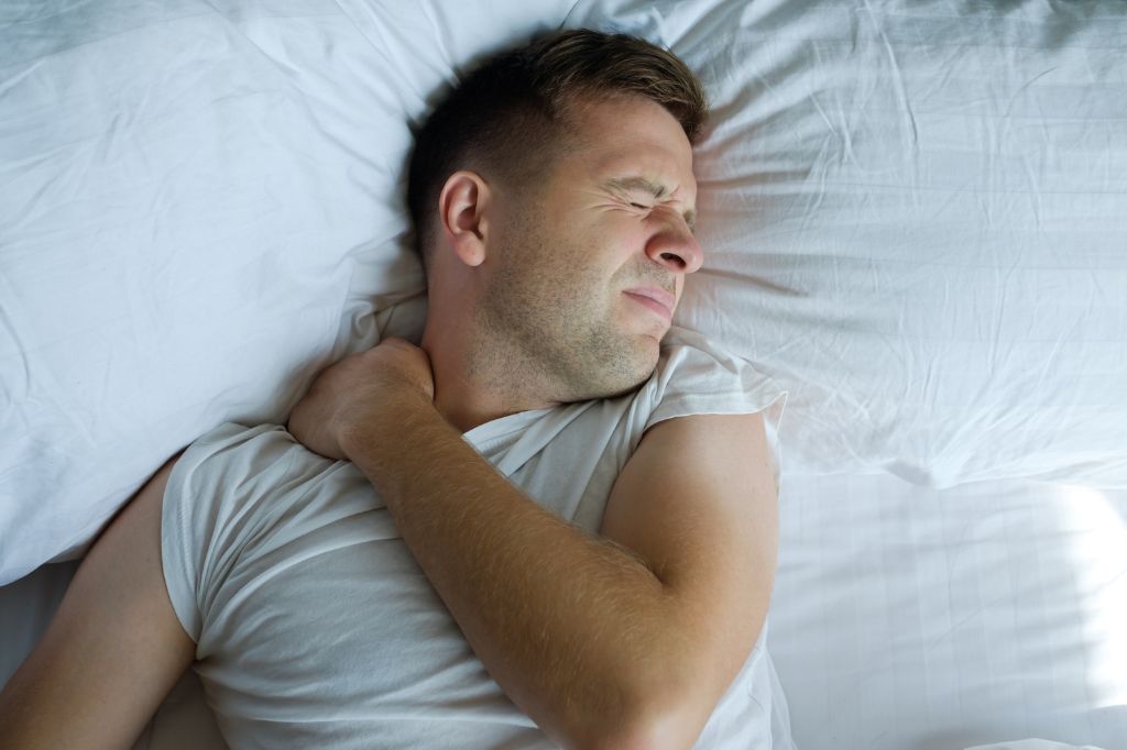 Shoulder Pain at Night: Common Causes and Treatment Options