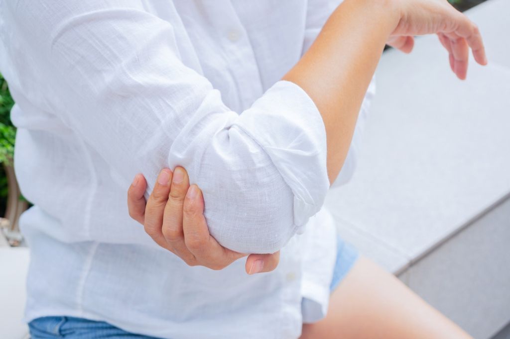 Elbow Pain When Gripping What's Really Causing It and How to Find Relief